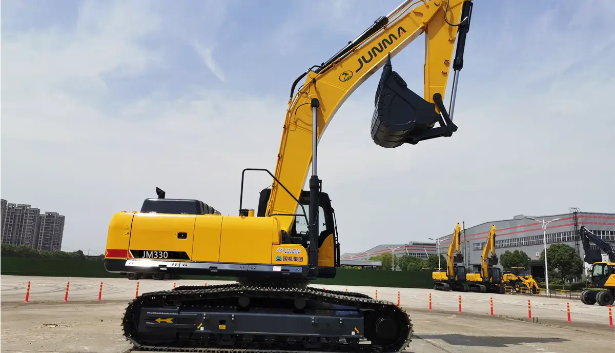 excavator with wheels